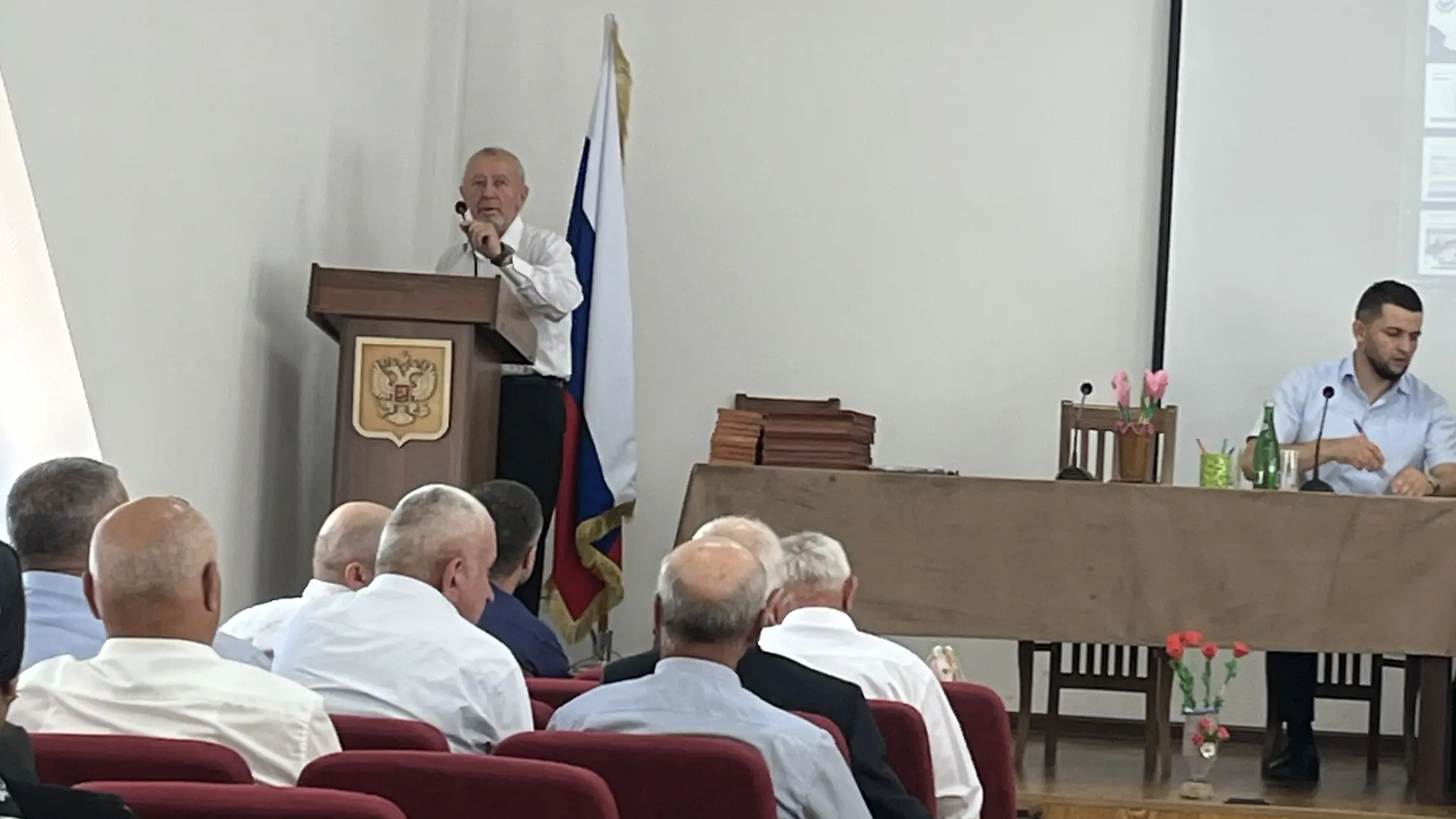 В Рутульском районе обсудили итоги учебного года и задачи системы образования на 2026–2...