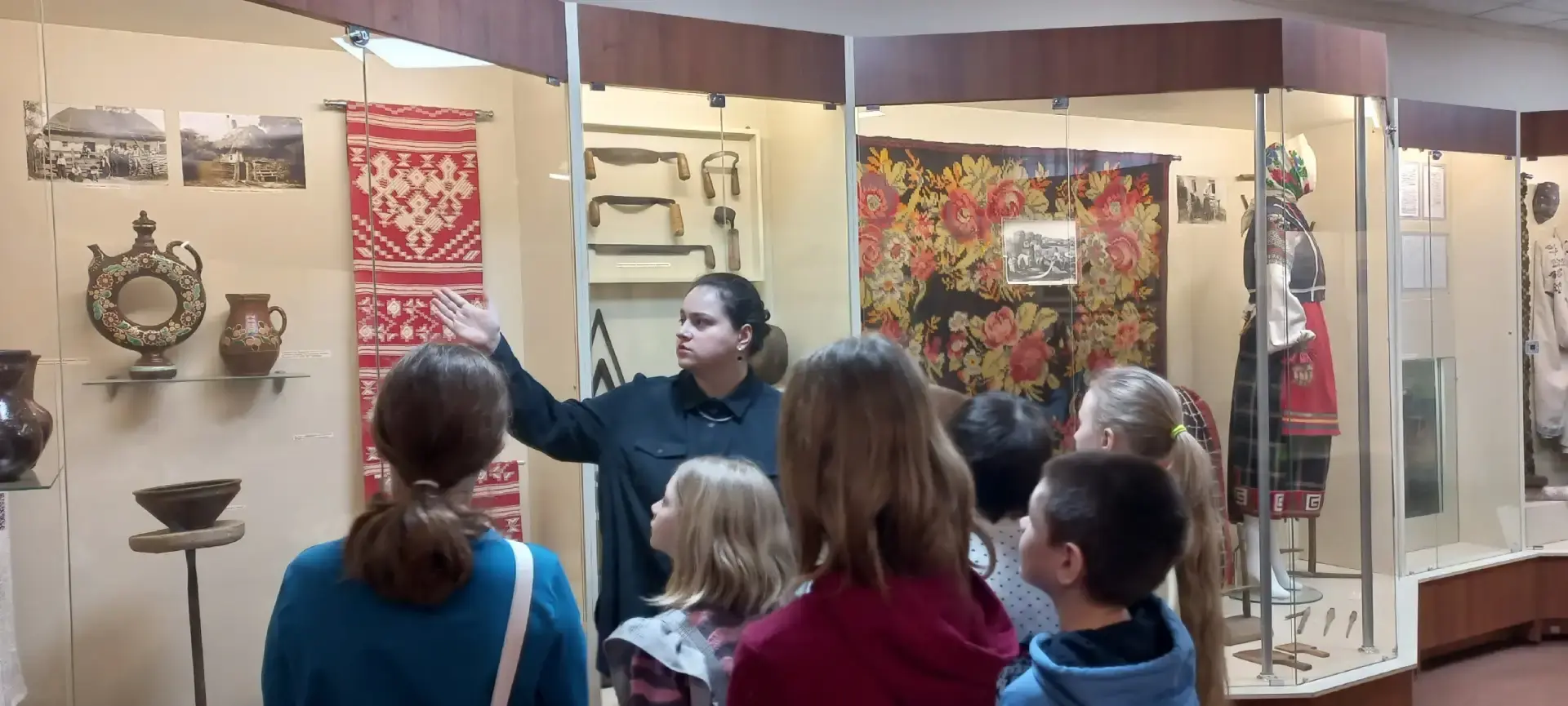 📌 Школьники из Макеевки погрузились в историю и искусство в местном музее 📌  ✨Сегодня, 31 марта 2026