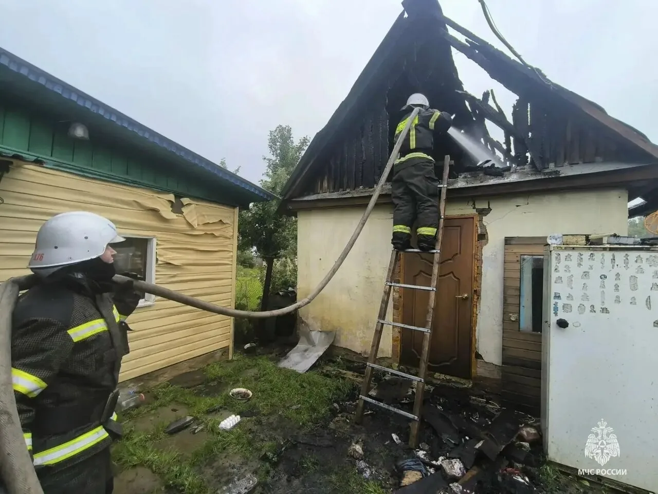 За сутки в Тульской области потушили четыре техногенных пожара

18 июня в Тульской области произошло
