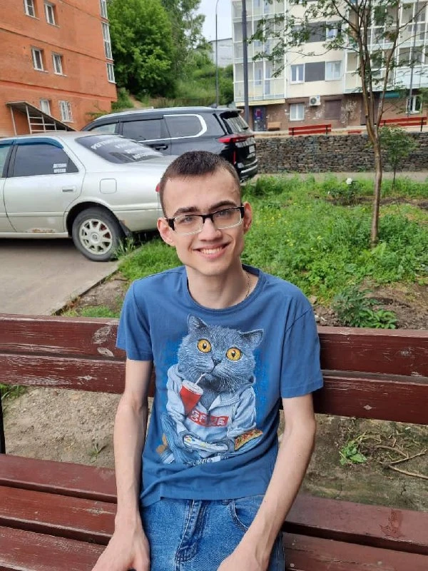 Друзья, нужна помощь.

Нам уже не раз доводилось помогать Диме и его маме Светлане. С 2022 года вы з