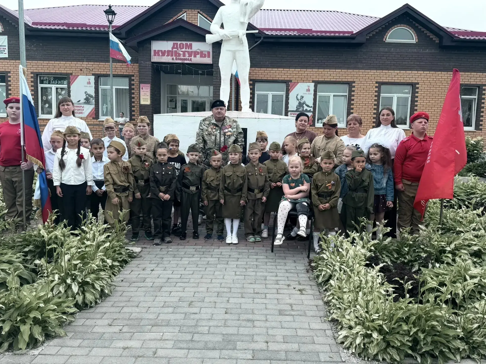 Торжественный День ветеранов боевых действий в поселке Оленевод!