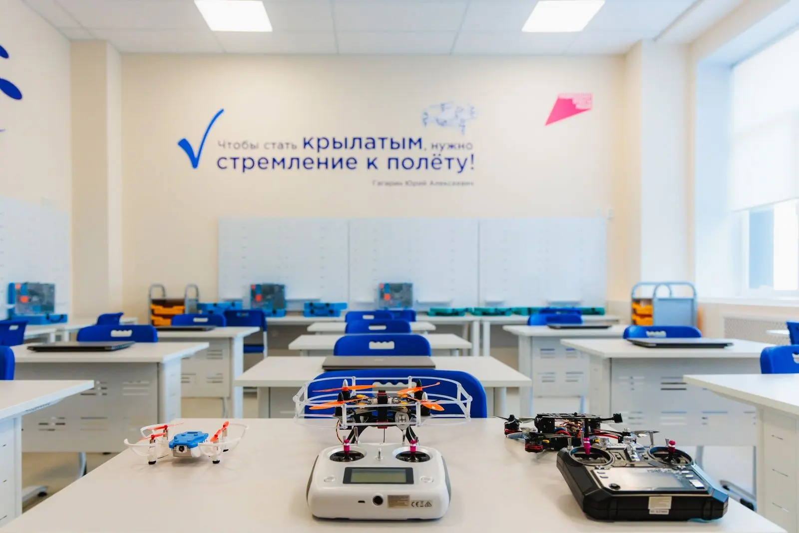 Всё лучшее детям! 👫  🏫Только посмотрите, как школа №4 преобразилась после капремонта. Здесь заработа