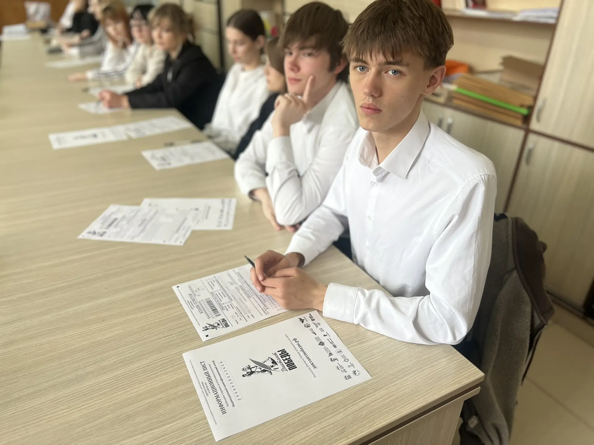 Сегодня в нашей школе прошёл «Диктант Победы»🇷🇺🕊️ — масштабная международная историческая акция, кот