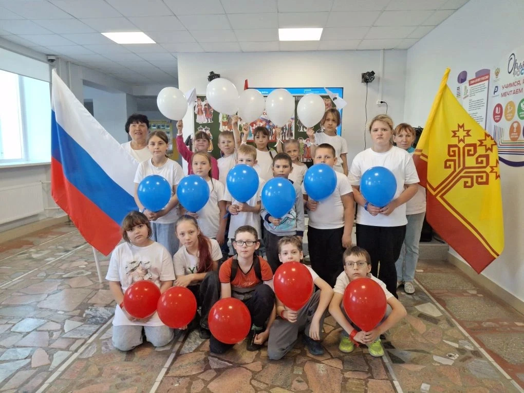 🇷🇺Сегодня День России. 
Это день, когда мы особенно остро чувствуем, как сильно мы связаны друг с 