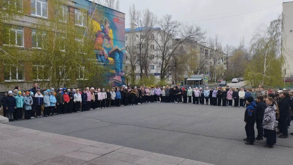 13 апреля 2026 года в МОУ Лицей №2  прошла традиционная  торжественная линейка, посвященная церемони