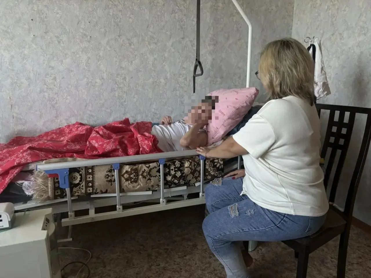 Заведующий отделением (организатор ухода) провела выезд к получателю социальных услуг в...