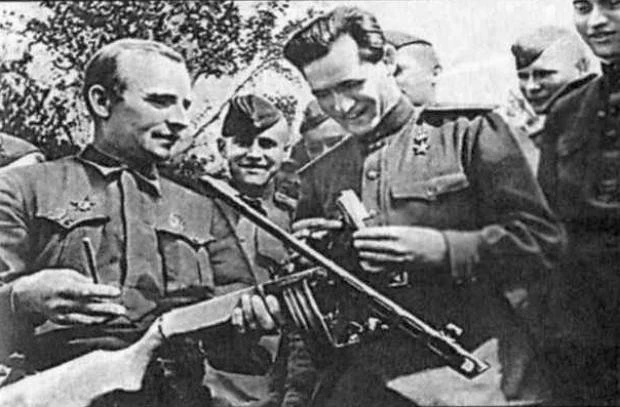 #ВЭтотДень. 29 апреля 1897 года.

Родился Георгий Семёнович Шпагин. Создатель того самого ППШ.

▪️ Н