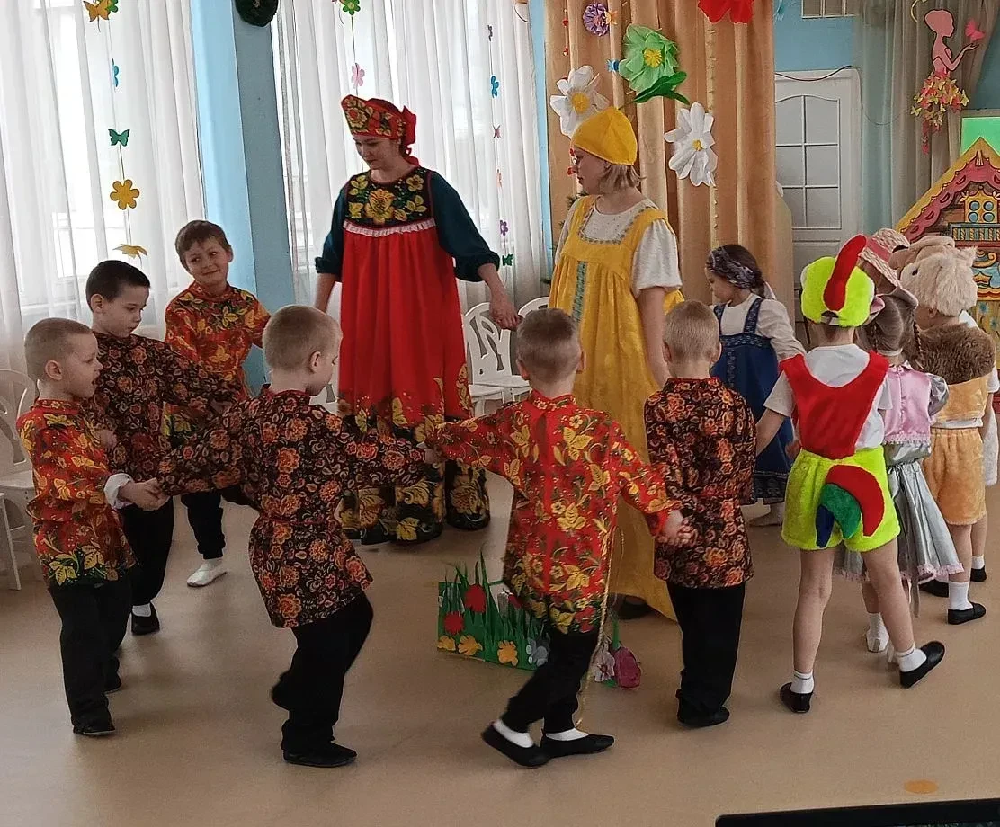 Премьера сказки «Репка» на новый лад!🪄 
Сегодня в нашем детском саду — настоящая премьера!
В средне