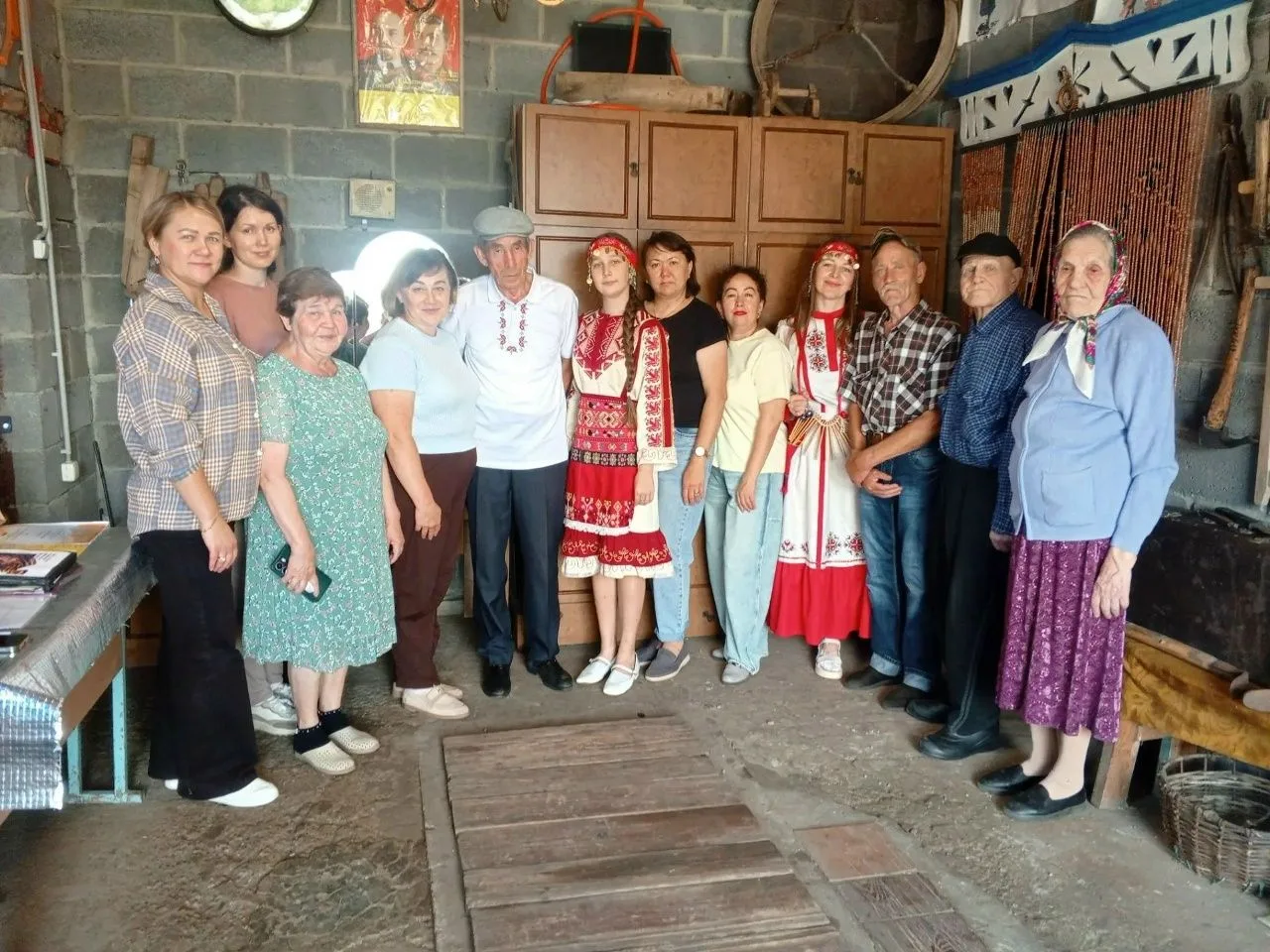 💥В преддверии Дня Республики Чувашия подопечные центра социального обслуживания округа вместе с сот