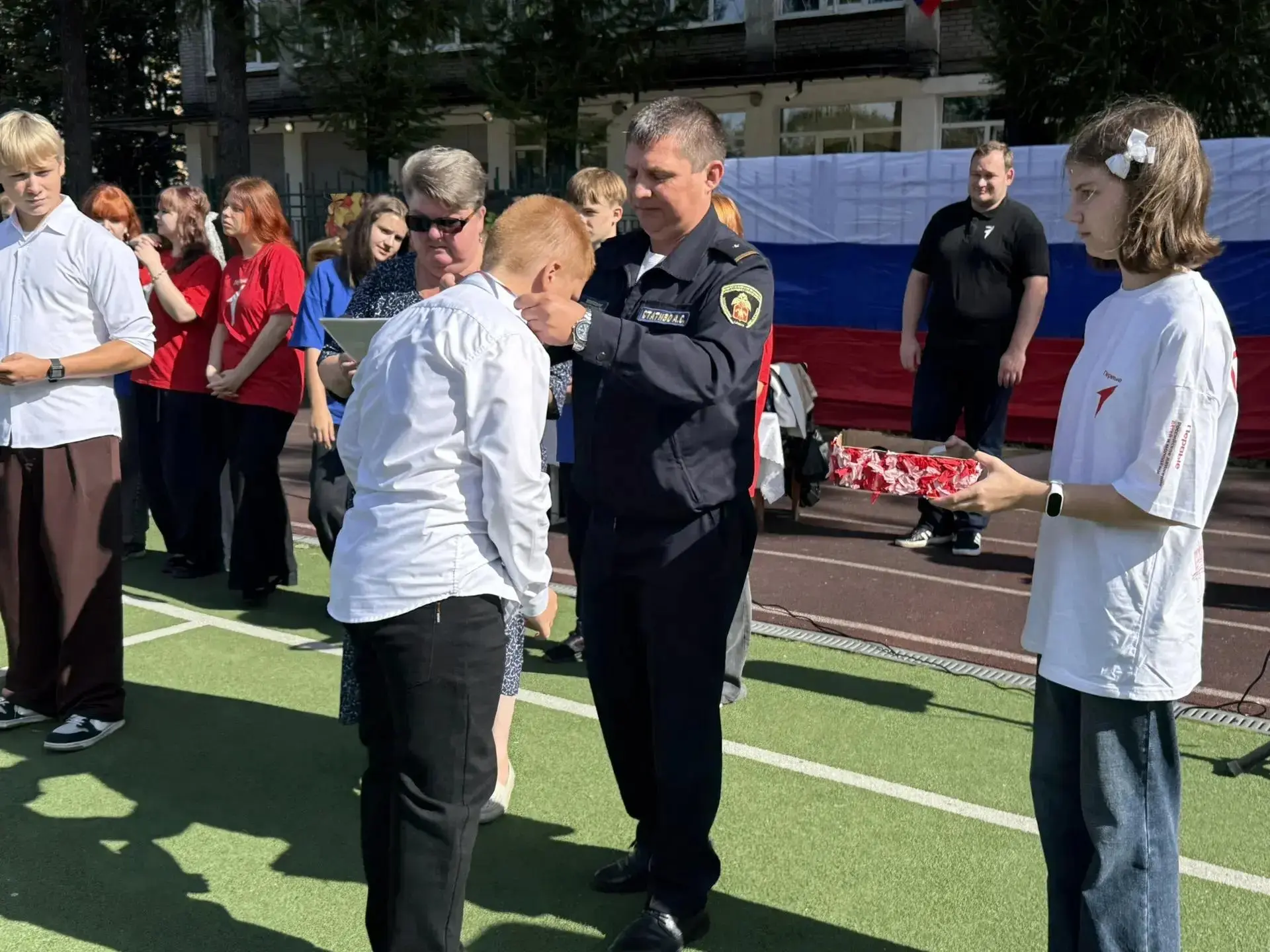 Первый звонок ознаменовал начало нового учебного года для сотен учеников школы №523.
