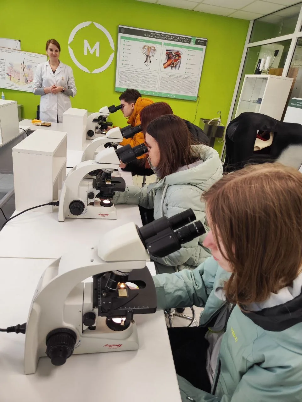 🔬 ШАГ В ПРОФЕССИЮ 🔬  💭 Как узнать, подходит ли тебе профессия? Конечно, увидеть всё своими глазами! 