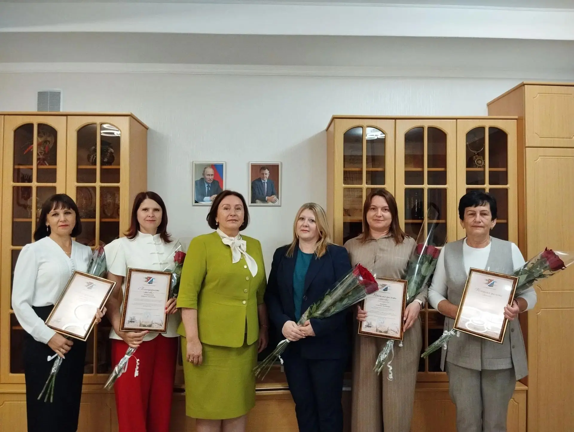 🧮  Уважаемые финансисты Волгодонского района! Поздравляю вас с профессиональным праздн...