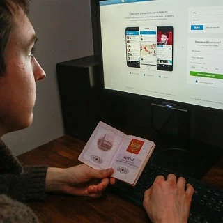 🌐 «Интернет по паспорту»?

В России вновь заговорили о борьбе с анонимностью в интернете. Депутат Г
