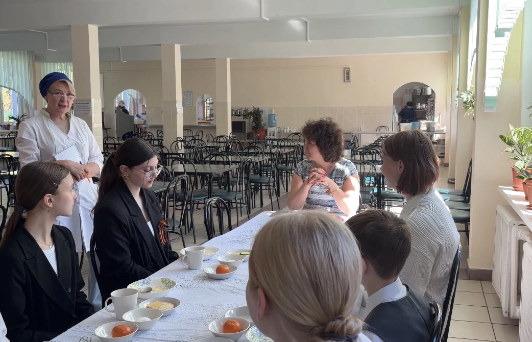 🍽️✨ «Завтрак с директором» — встреча, где важен каждый голос  8 мая в нашей школе в рамках проекта п