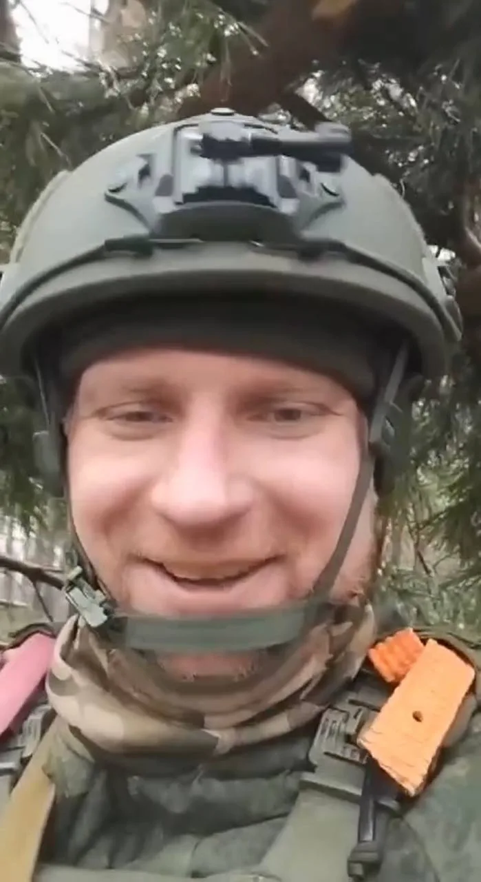 Видимо от Феникса, с которого я сделал скрин для заставки на последнюю часть его интервью.