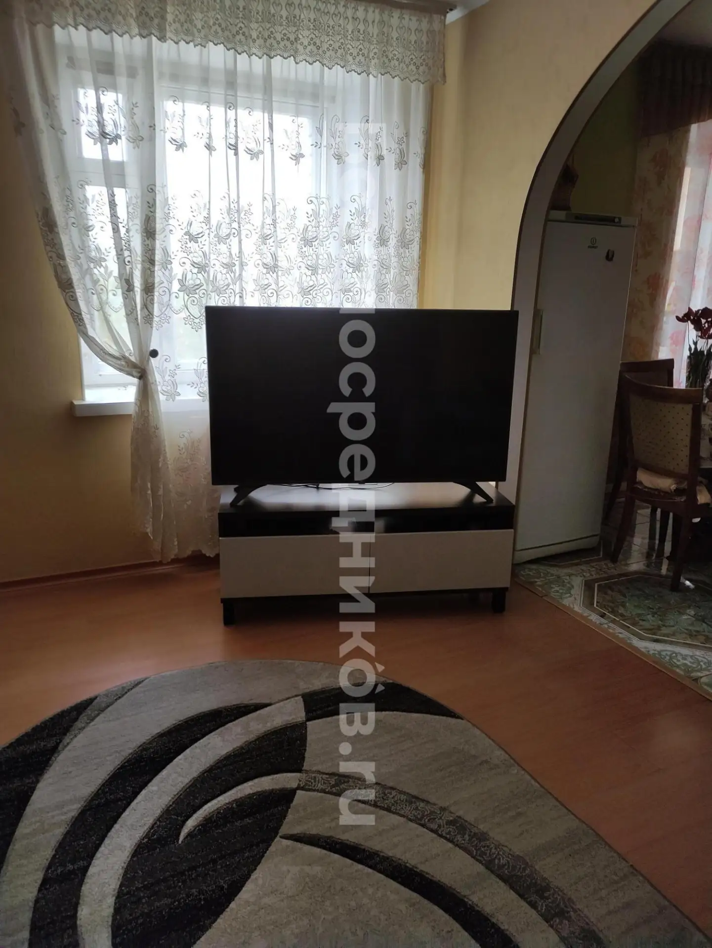 Сдам без посредников: 2-комнатная квартира, 61м² Цена: 30000 Адрес: Барнаул, Индустриальный р-н, ул 