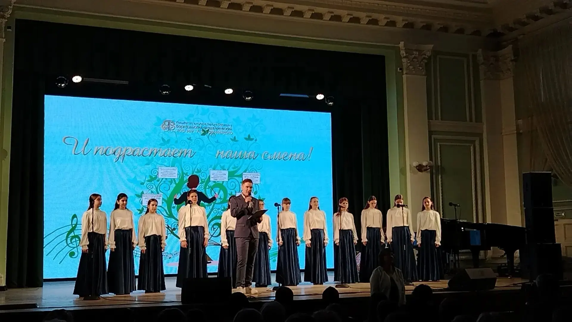 22 апреля в концертном зале АГИК состоялся ежегодный концерт Барнаульского академического хора  "И п