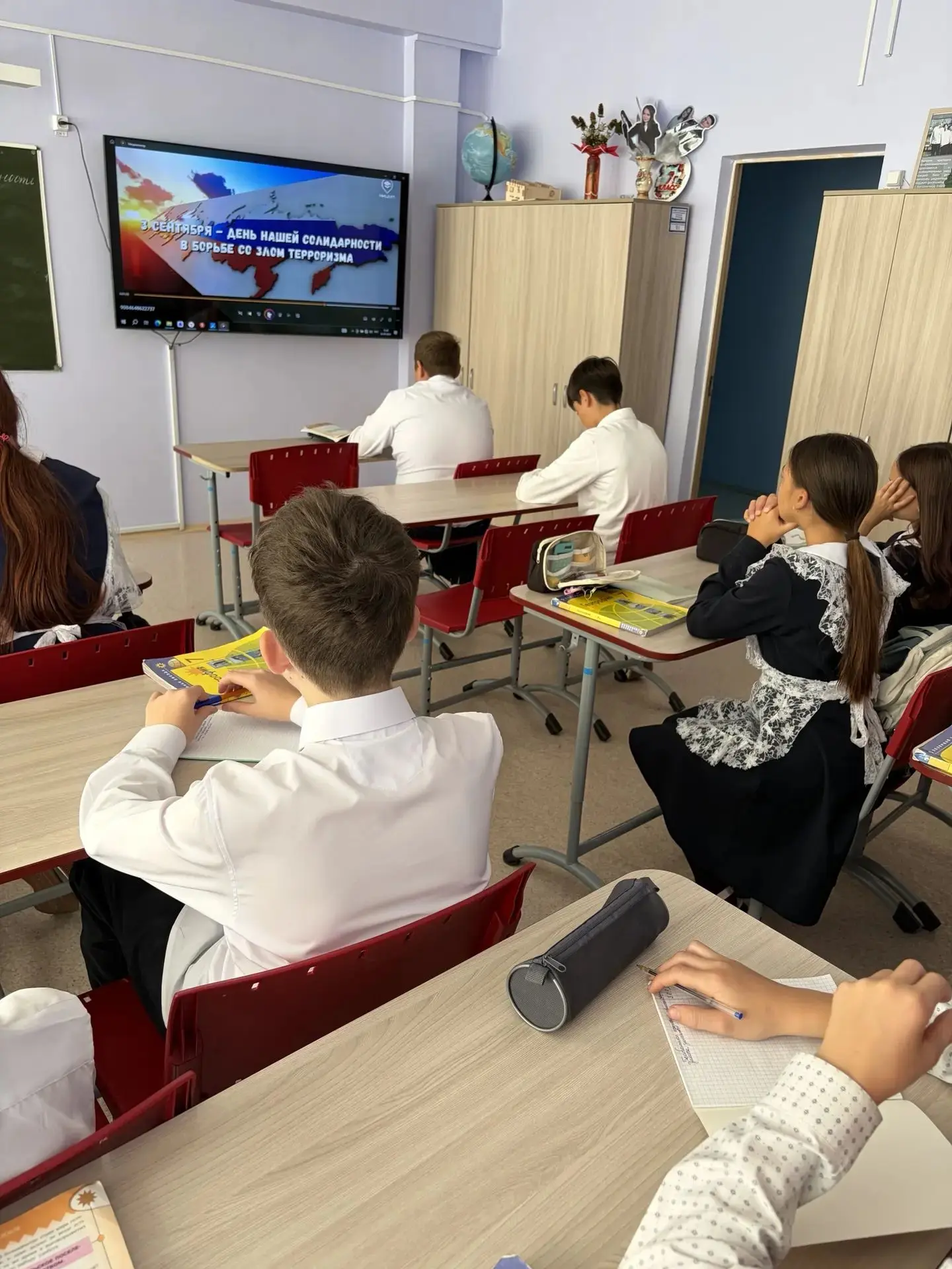 🎓 В школе села Ташкиново культорганизатор МБУК «Дом культуры» Ляйсан Кадимовна Ахмадул...