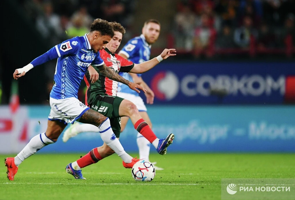 ⚽️ Ничья после первого тайма в матче «Локомотив» — «Динамо»