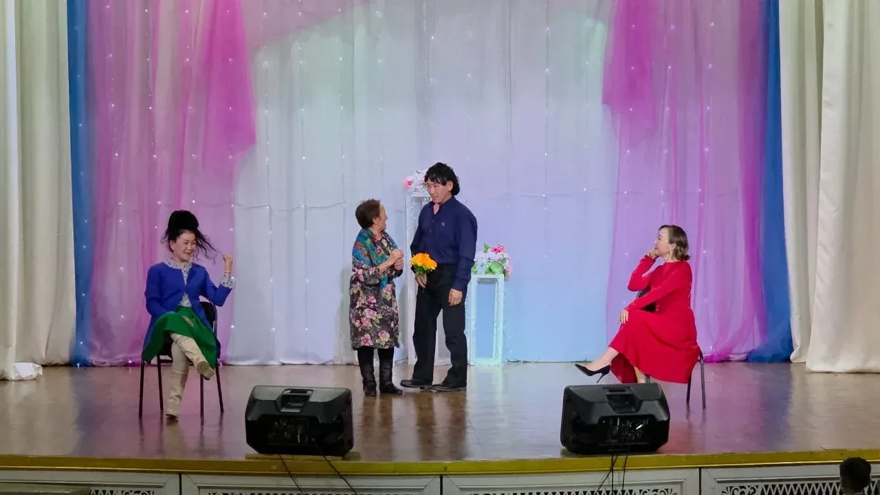 «Бэтиэхэлээх бэртэрэ» курэх сезонун сапта.
Ол курдук бы сылга «Кыталык» НАДь иһинэн үлэлиир “Бэтиэхэ