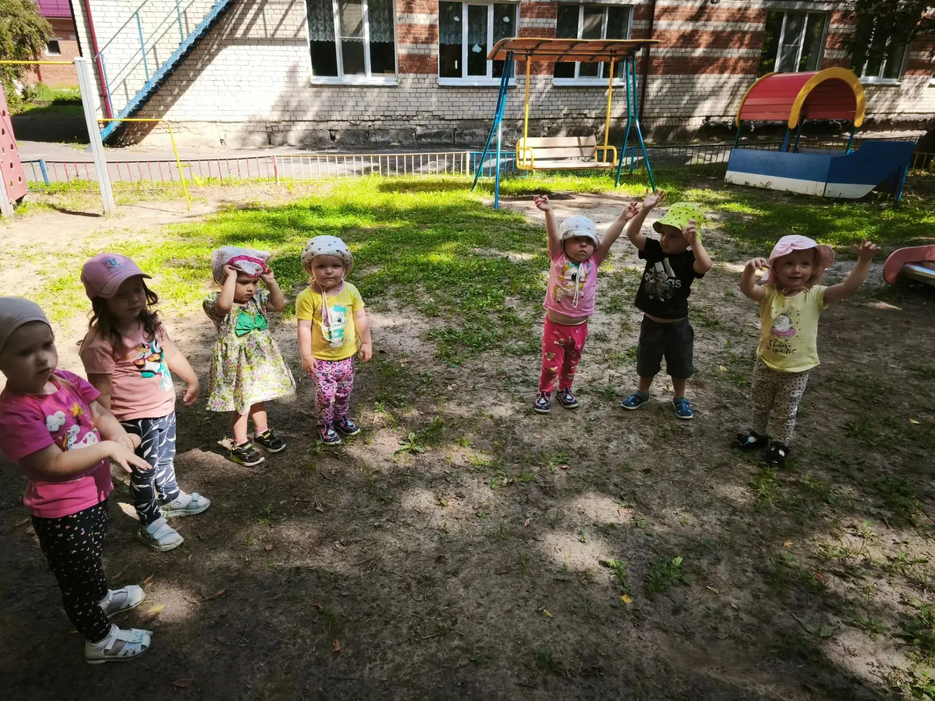 ☀️ Доброе утро начинается с улыбки, движения и свежего воздуха! ☀️