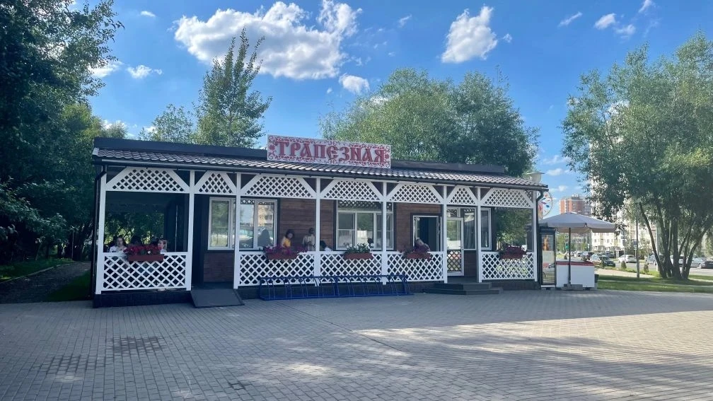 Братья и сёстры! В трапезную при Храме священномученика Харалампия, епископа Магнезийского в Расска