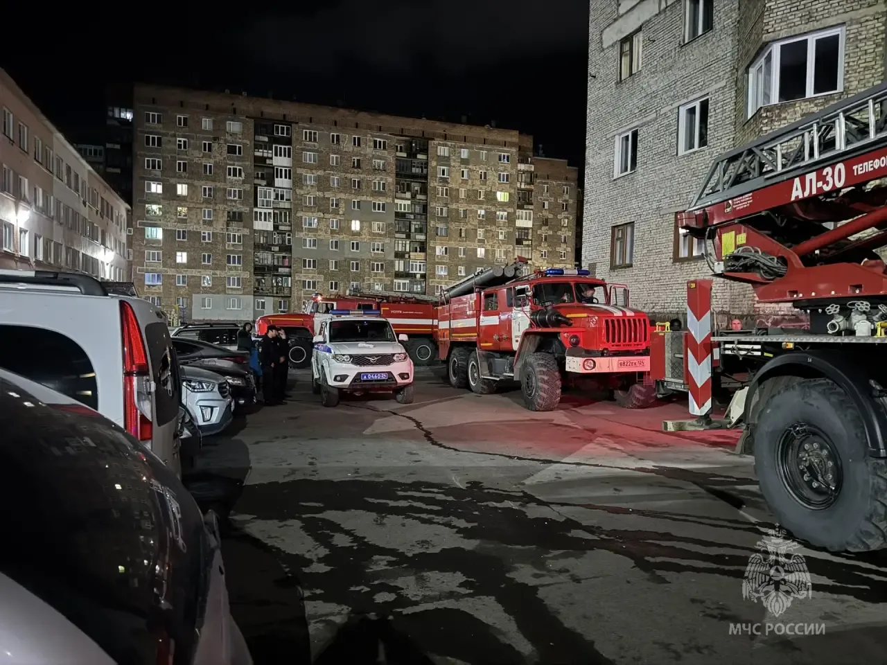 В Норильске на пожаре спасли 8 человек