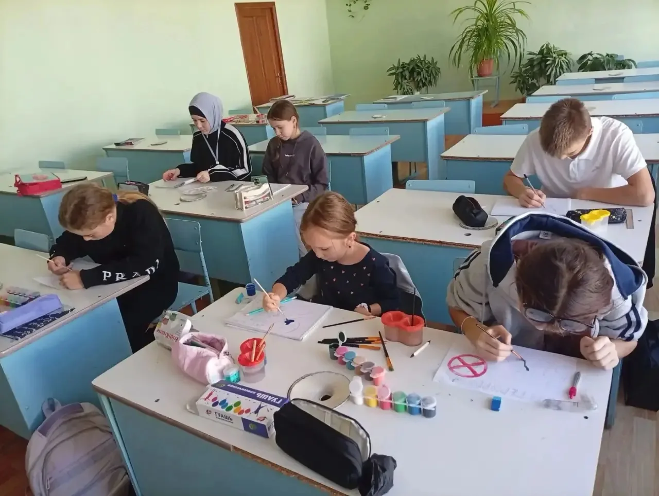 В рамках месячника «Экстремизму нет!» в нашей школе был проведен конкурс плакатов "Нет ...