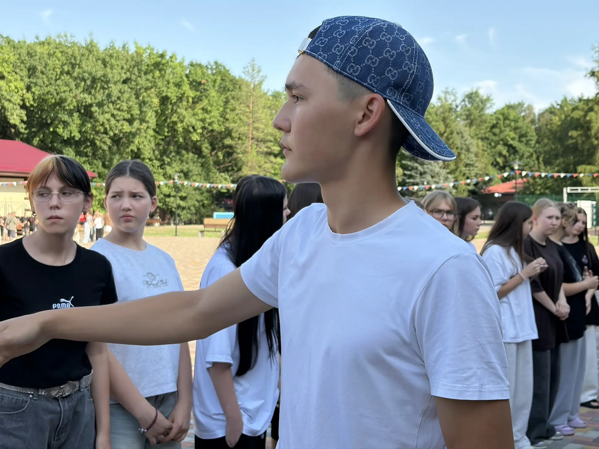 Сплотились в настоящие команды!