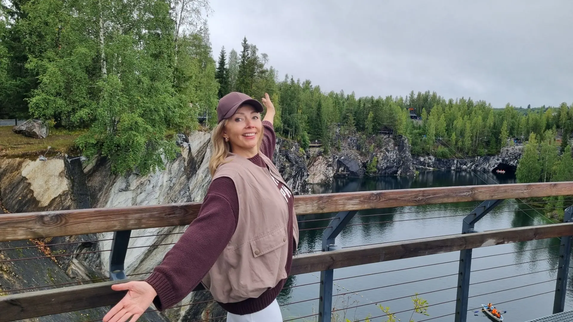 Погода стояла отличная , но как мы только поехали в длинную поездку , так пошёл ☔️ ☔️ ☔...