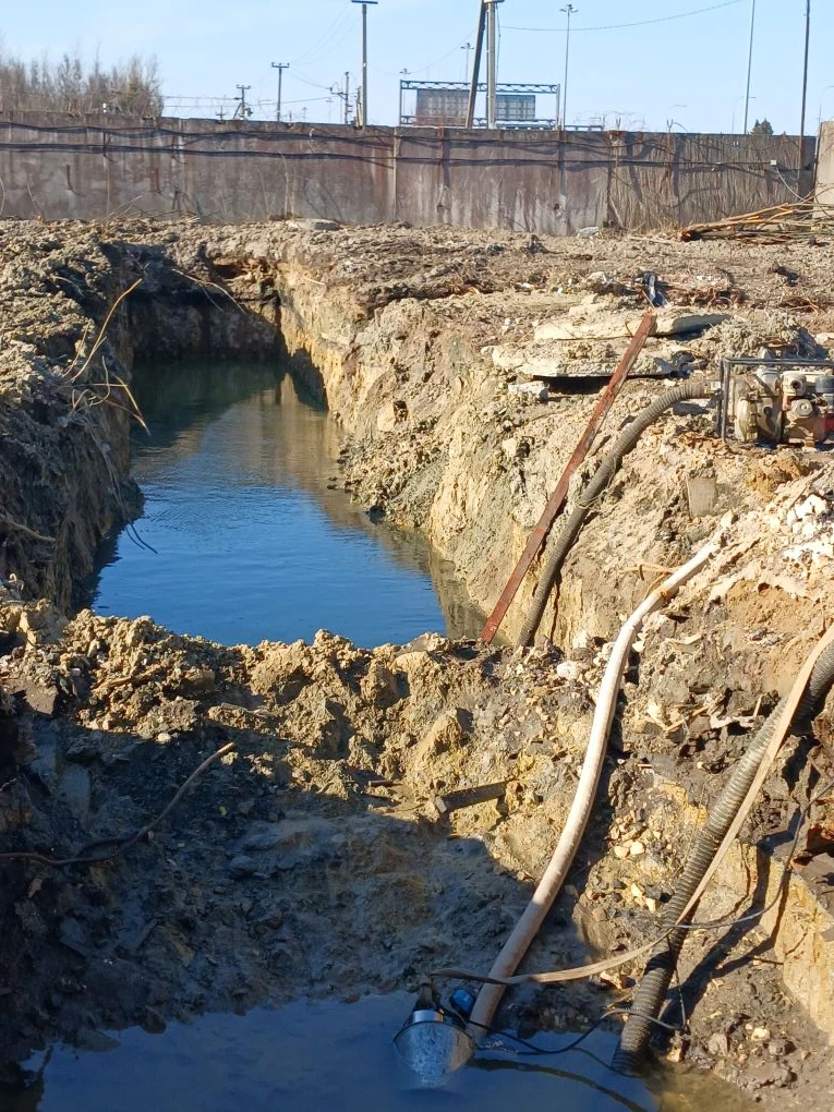 Было - стало. Откачка воды из котлована