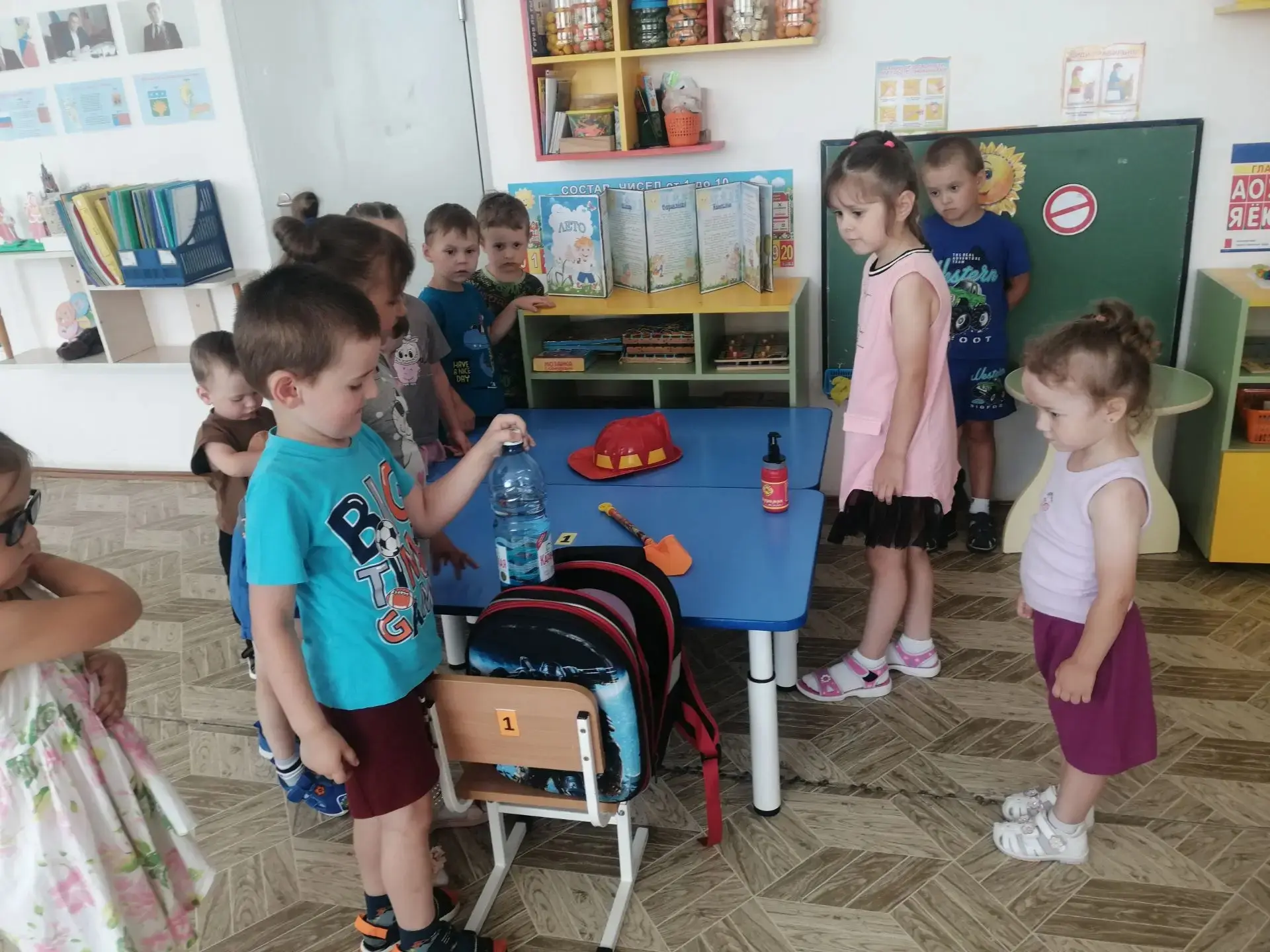 Дошкольные будни 🧸🧩

☀️Лето - прекрасное время! Можно долго гулять на улице, купаться🌊, ходить в 