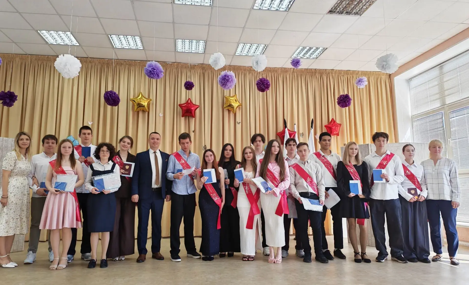 ✨ 26 июня – особенный день! Мы с гордостью отмечаем торжественное вручение аттестатов нашим выпускни