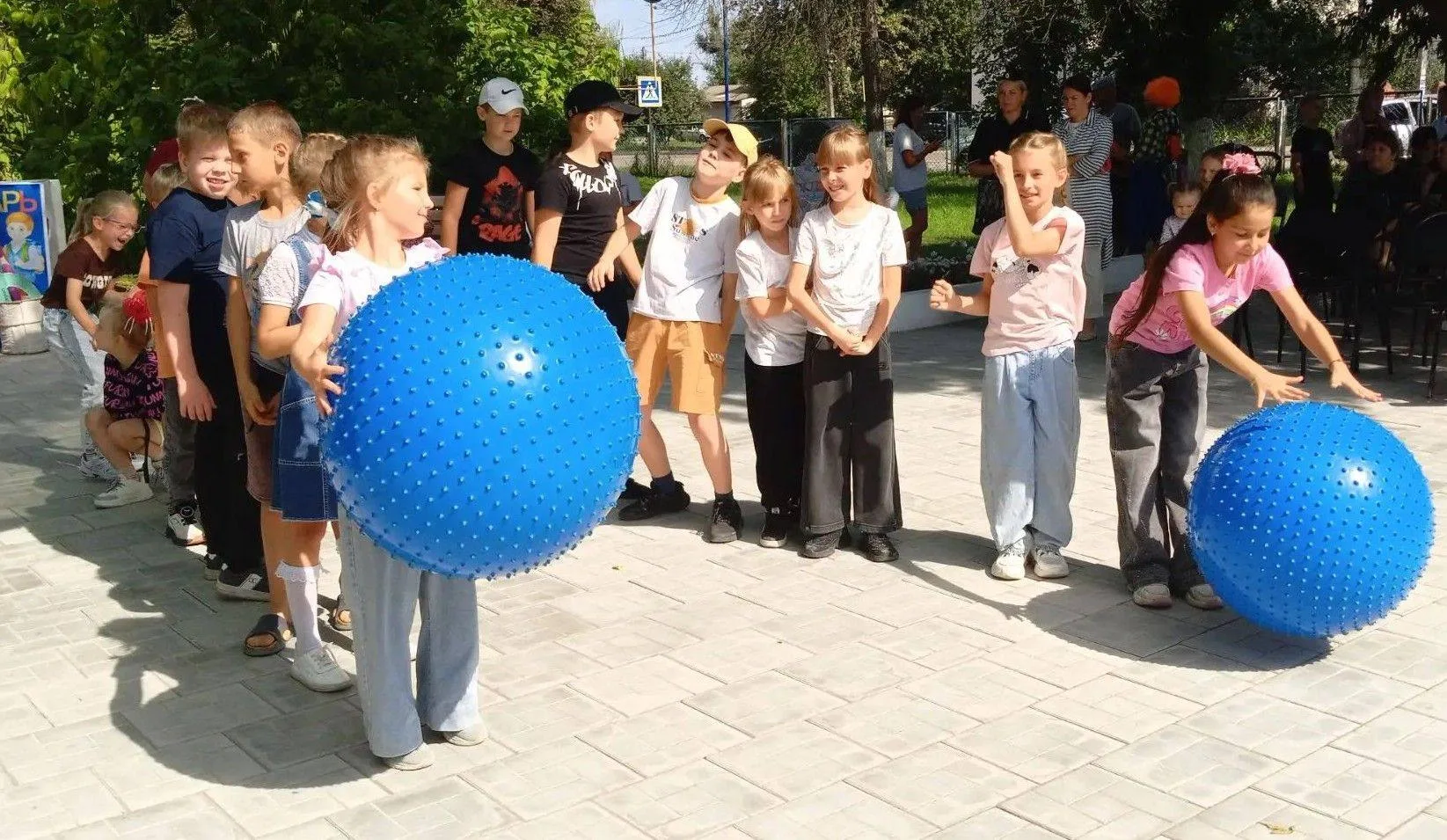🎉 День знаний в Центре социального обслуживания: праздник, игры и море впечатлений! 🎉...