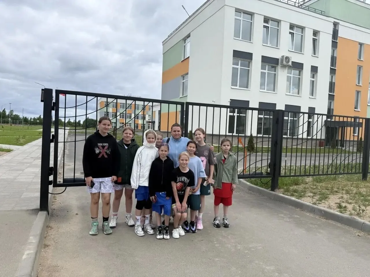 9 июня спортивный отряд нашего лагеря «Веселый город» совершил настоящий рывок в будущее! Ребята при
