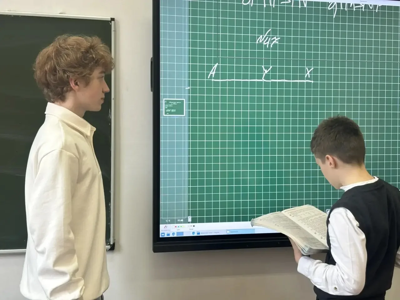 🎓Один день в другой реальности  Сегодня в нашей школе прошёл День самоуправления, и это было мощно! 