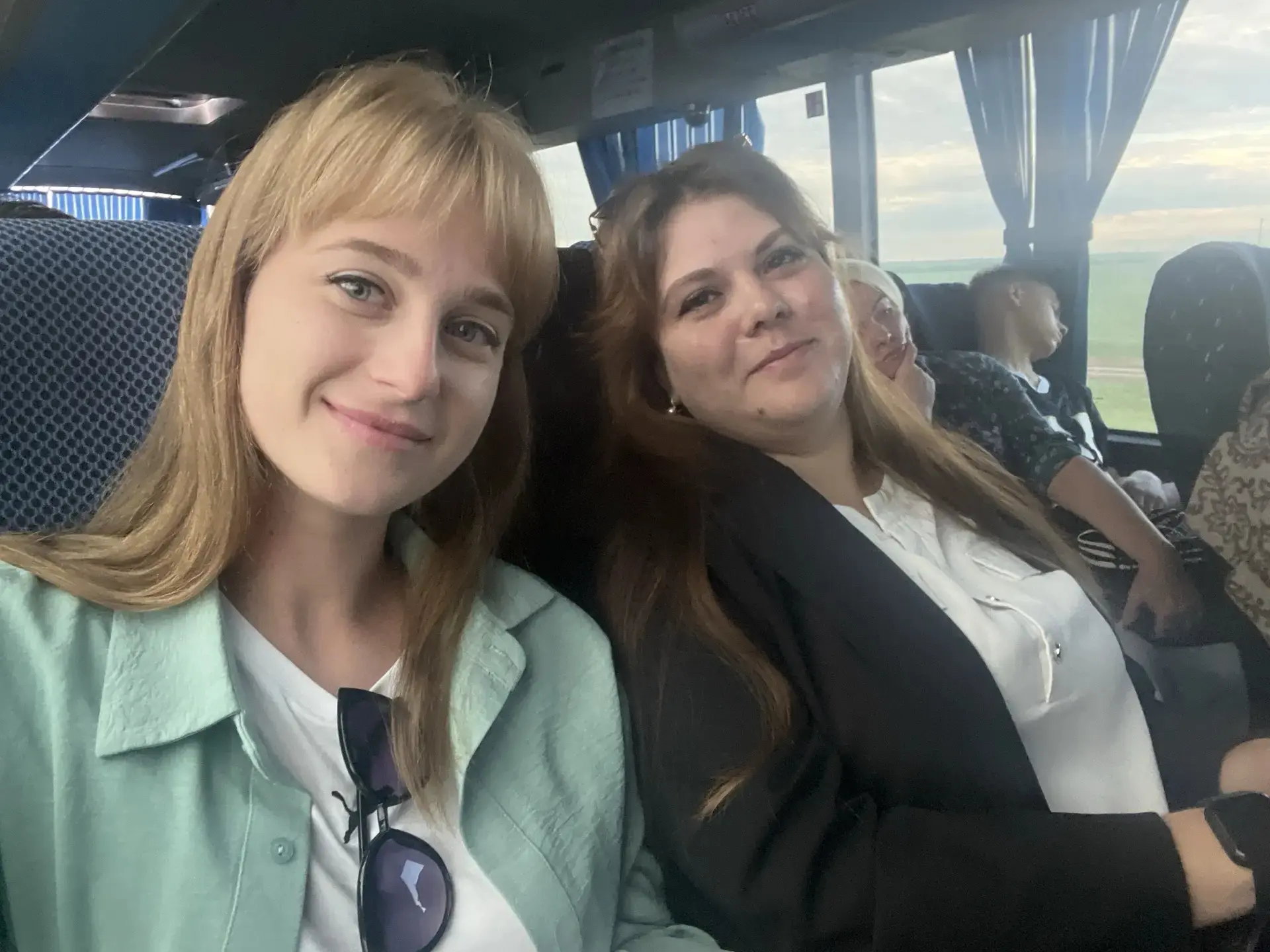Сегодня наши педагоги - Дарья Владимировна Скныпа и Евгения Евгеньевна Обухова, по иниц...