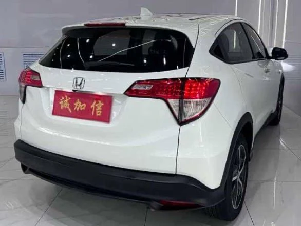 Honda Vezel Pioneer Edition