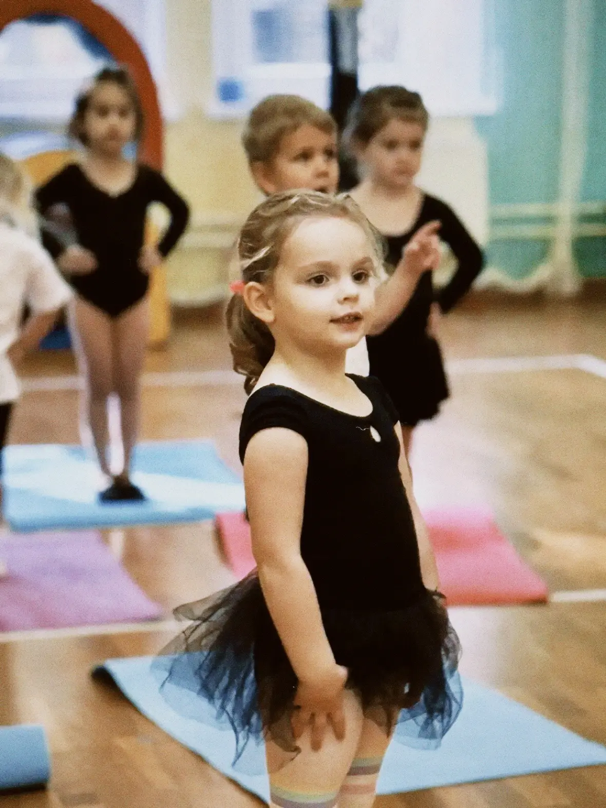 💃🕺 Детский хореографический ансамбль «Дивертисмент» ждёт юных танцоров на своих занят...