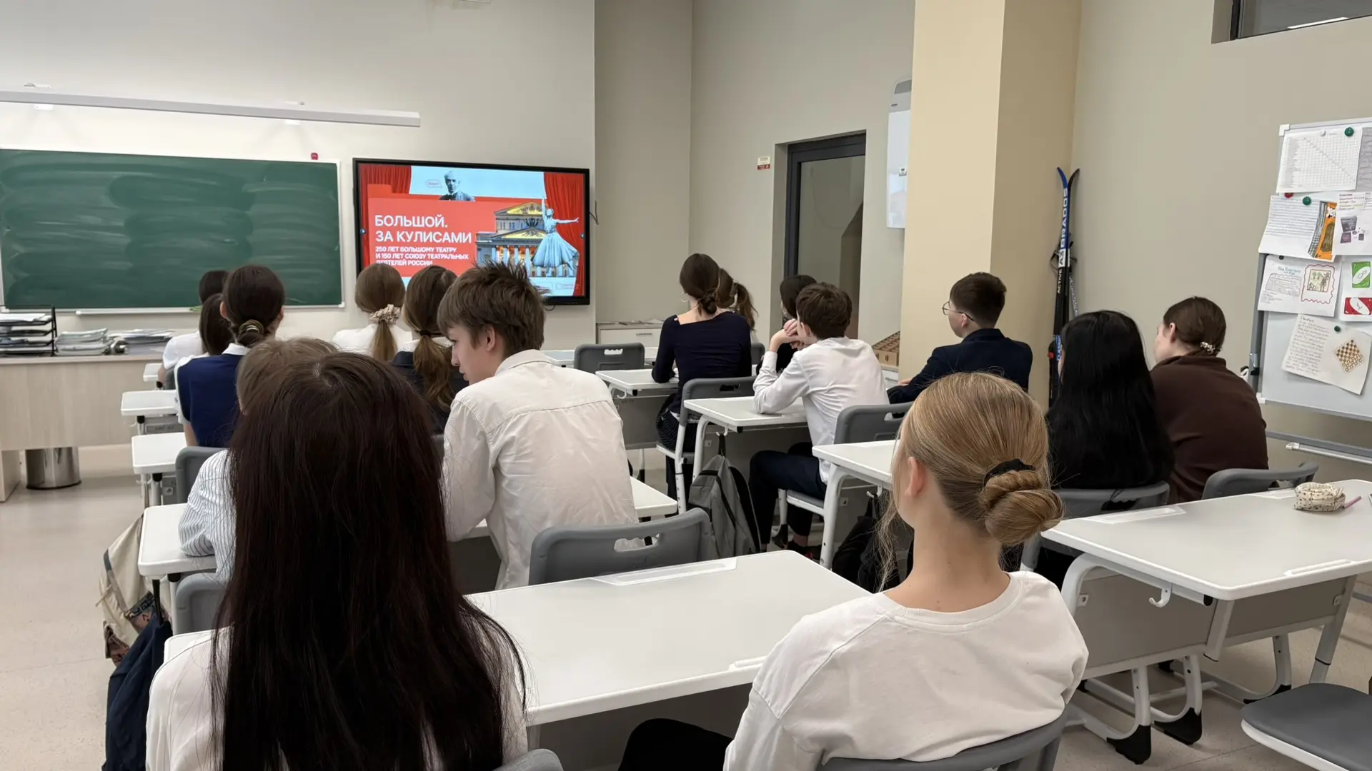 🇷🇺В понедельник, 23 марта 2026 г. новая учебная неделя в нашей гимназии началась традиционно с испол