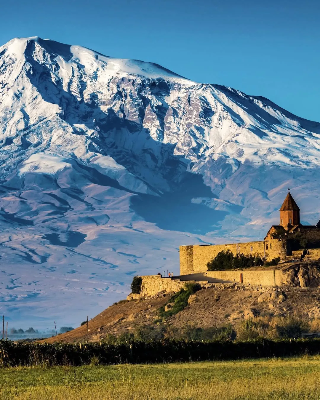 🇦🇲 АРМЕНИЯ
☀ Потрясающий, интересный, познавательный, гостеприимный экскурсионный тур с перелётом 