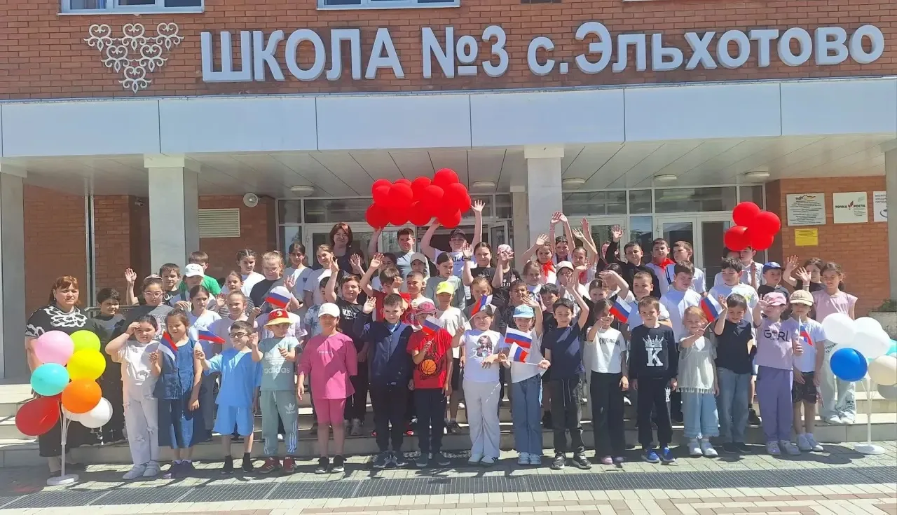 🌞Сегодня в нашей школе состоялось торжественное открытие пришкольного летнего оздоровительного лаге