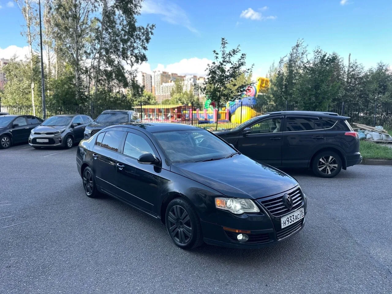 Passat B6 Автомат 1.6
Привезен из Англии в 2010г.
Двигатель работает ровно, не дымит, не троит, масл