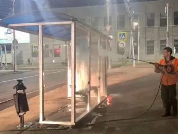 ❗️Масштабная уборка города: 406 рабочих и 302 единицы техники на страже чистоты