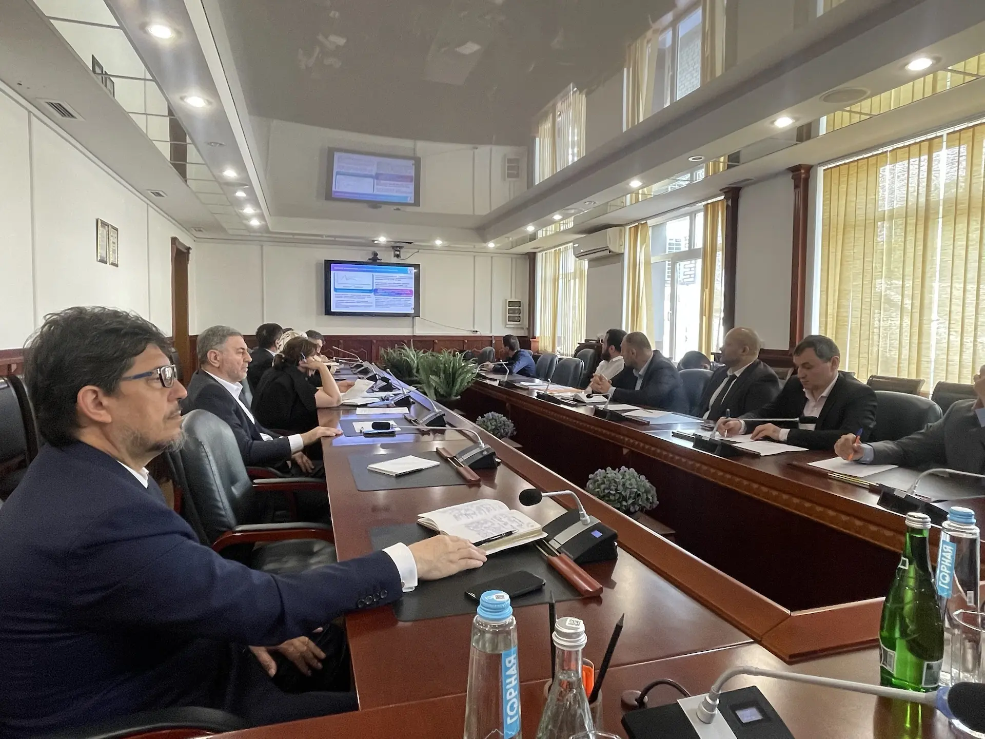 Врио заместителя председателя Правительства РД Абдурахман Махмудов и врио министра здравоохранения Р