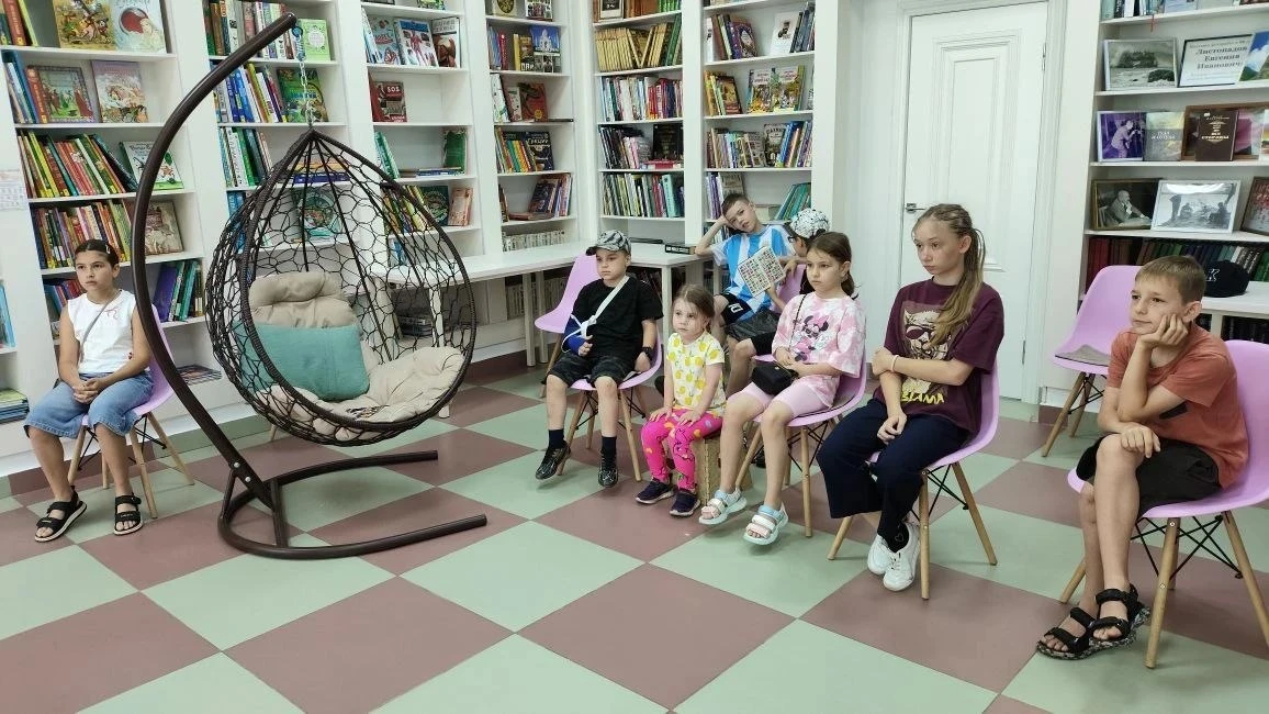 Сегодня в библиотеке на Ашурова было оживлённо и интересно! 

8 июля в нашей стране отмечают День се
