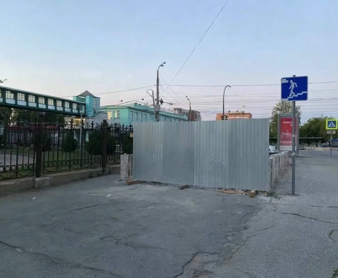 ⚡️Спустя 5 лет открывается главный долгострой Ижевска — пешеходный переход у УДГУ
