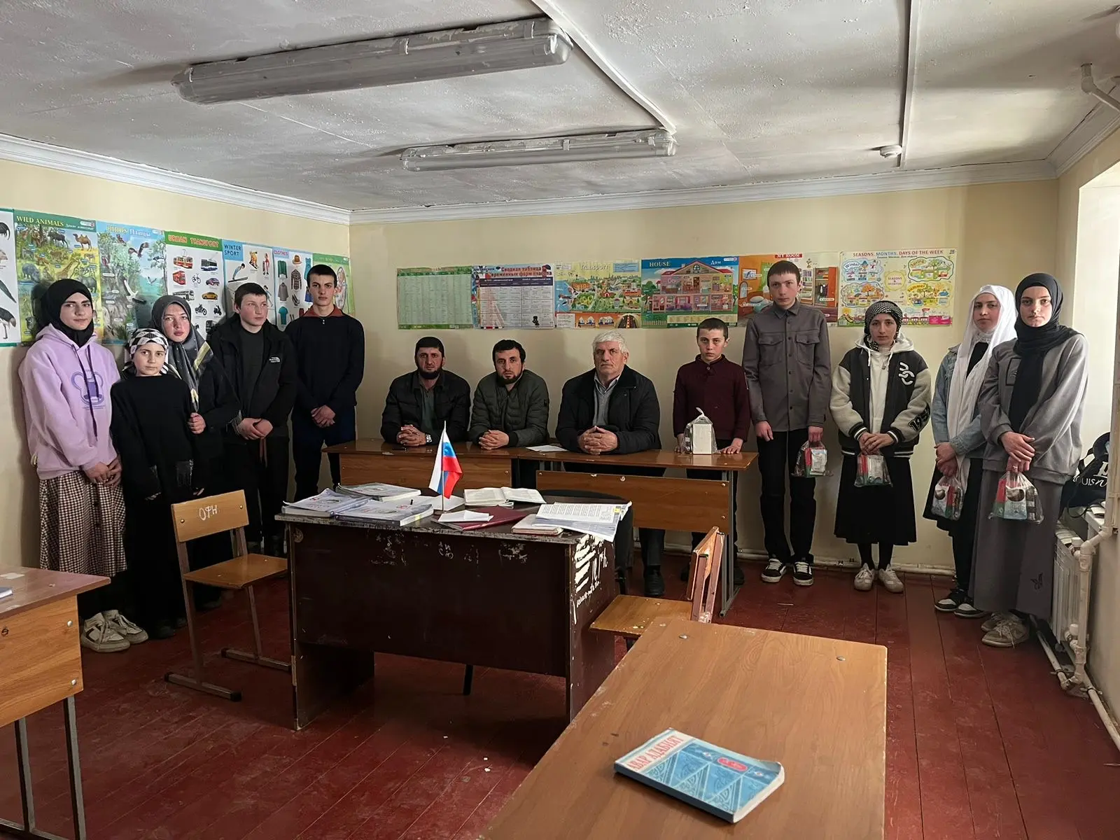 18 марталда Белъелда гьокьохъеб школалъул цlалдохъабазда гьоркор тlоритlана авар мацlал...