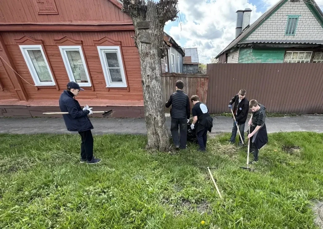 🌿 Субботник с пользой и вдохновением! 🌿  🌱30 апреля  учащиеся 8 «Г» класса приняли участие во Всерос