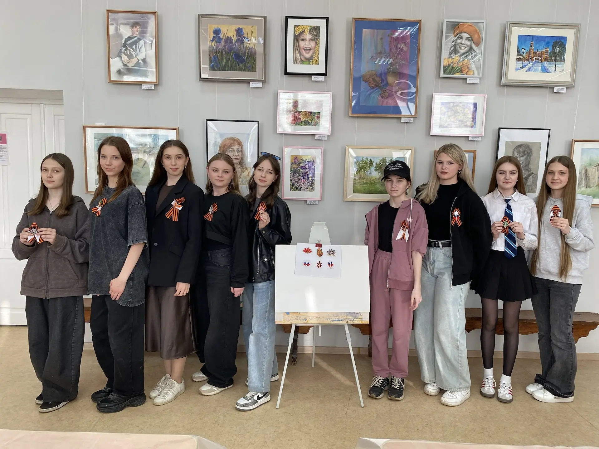 🧡🇷🇺🎗️ Не просто мастер-класс, а настоящий творческий символ памяти! 5 мая в выставочном зале мол